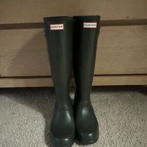 Hunter Dark Green Waterproof Boots